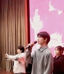 中国音乐著作权协会会员顾峰豪参加母校“老生与新年”会(图1)
