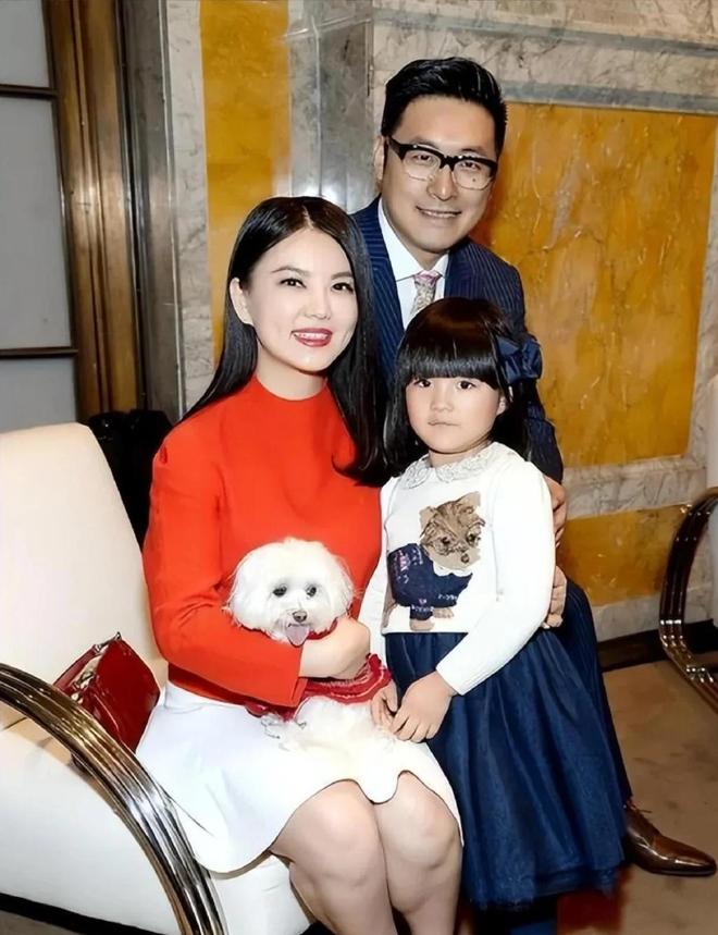 王诗龄没想到离婚多年王岳伦和李湘靠一家公司联手打了翻身仗(图11)