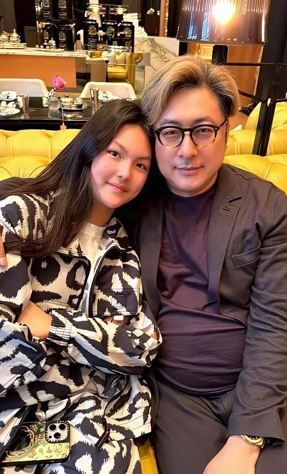 王诗龄没想到离婚多年王岳伦和李湘靠一家公司联手打了翻身仗(图16)